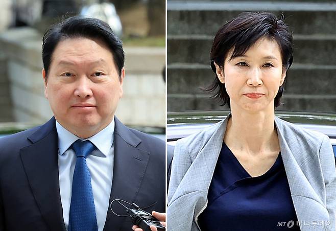 (서울=뉴스1) 이호윤 기자 = 최태원 SK그룹 회장과 노소영 아트센터 나비 관장의 재산분할 사건 파기환송심에서 최 회장이 노 관장에게 재산분할로 9440억 원을 지급하라고 판결했다.  서울고법 가사1부(부장판사 이상주)는 24일 최 회장과 노 관장의 재산분할 파기환송심에서 "최 회장은 노 관장에게 9440억 원 및 이 판결 확정일부터 갚는 날까지 5% 이자를 계산해 지급하라"고 판결했다.  사진은 지난 6월 26일 최태원 SK그룹 회장(왼쪽)과 노소영 아트센터 나비 관장이 서울 서초구 서울고등법원에서 열린 파기환송심 2차 변론에 출석하는 모습.  2026.7.24/뉴스1  Copyright (C) 뉴스1. All rights reserved. 무단 전재 및 재배포,  AI학습 이용 금지. /사진=(서울=뉴스1) 이호윤 기자