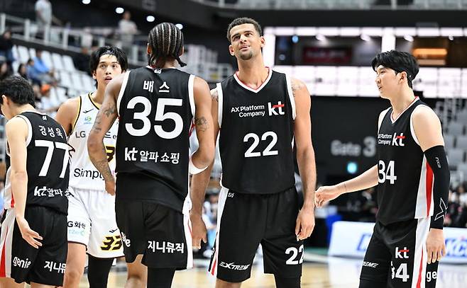 [서울=뉴시스] 프로농구 수원 KT의 트레이 포터. (사진=KBL 제공)