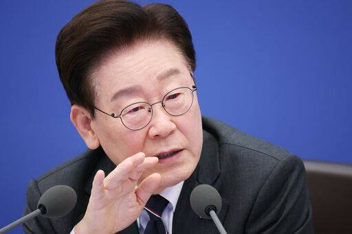 [이재명 대통령이 6일 청와대에서 열린 국무회의에서 발언하고 있다. 뉴시스