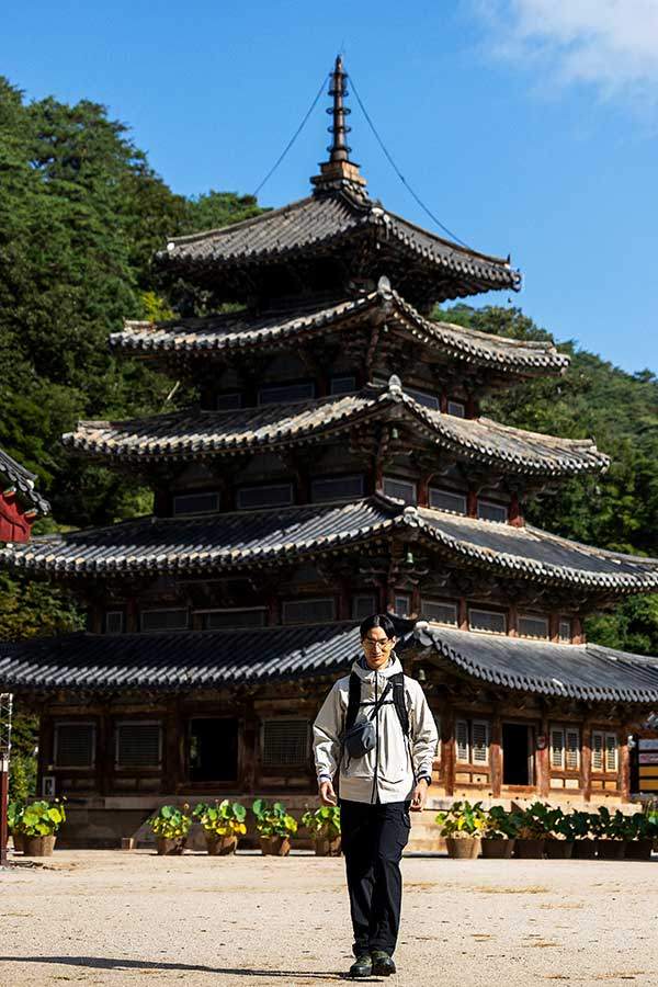 법주사 사리탑 근처. 여기부터 복천암까지 '세조길'이라는 이름으로 길이 잘 관리되어 있다.