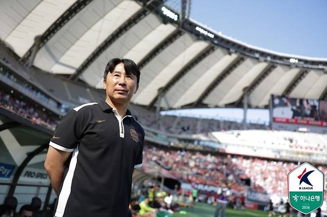 [서울=뉴시스] 프로축구 K리그1 FC서울의 김기동 감독. (사진=한국프로축구연맹 제공)