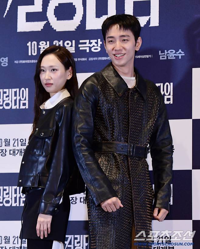 13일 서울 용산CGV에서 영화 '킬링타임' 언론시사회가 열렸다. 포토타임 포즈를 취하고 있는 배우 류혜영, 남윤수. 용산=송정헌 기자songs@sportschosun.com/2026.10.13/