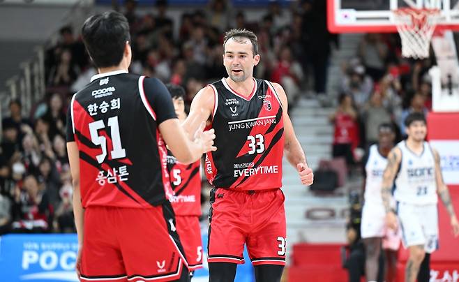 정관장의 존 무니(33번) [KBL 제공. 재판매 및 DB 금지]