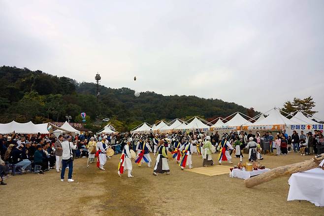이천쌀문화축제의 전통 공연. 이천시 제공