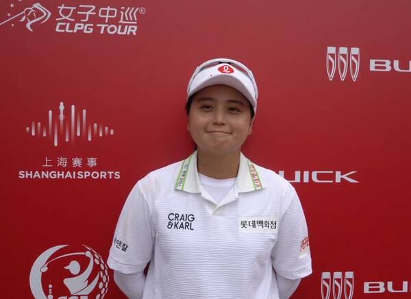 2026년 미국여자프로골프(LPGA) 투어 '아시안 스윙' 뷰익 LPGA 상하이 골프대회에 출전한 최혜진 프로가 1라운드 경기 후 인터뷰하는 모습이다. 사진출처=LPGA가 제공한 영상 캡처 (사진을 무단으로 사용하지 마십시오.)