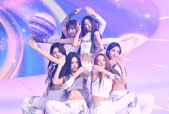 [헤럴드뮤즈=윤병찬 기자] 12일 오후 경기도 고양시 킨텍스에서 A2O엔터테인먼트 신인 아이돌 그룹 글로벌 데뷔쇼 ‘웰컴 투 소울라이트 프롬 에이 투 오 소울 에이 투 오 라이트’(WELCOME TO SOULITE From A2O SOUL A2O LITE)가 열렸다.
