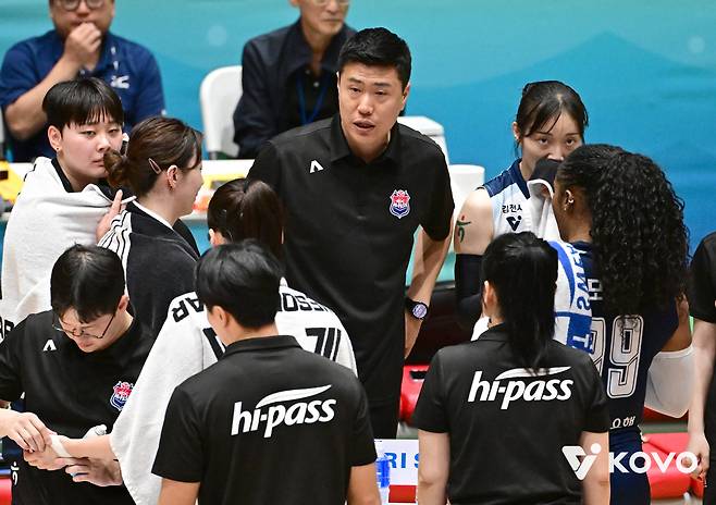 한국도로공사 하이패스 김영래 감독대행. 사진제공=KOVO