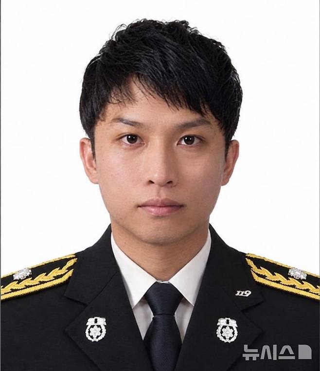 부천 공장 화재로 순직한 고(故) 김진석 소방위 [소방청 제공]