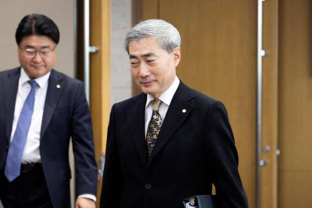 신현송 한국은행 총재가 22일 오전 서울 중구 한국은행에서 열린 금융통화위원회 본회의에 참석하고 있다. 2026.10.22[사진=사진공동취재단]