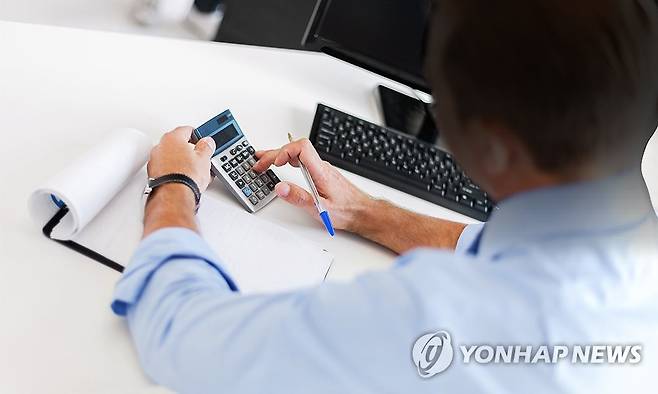 세무사(일러스트). 위 사진은 기사와 직접 관련이 없습니다. [연합뉴스 자료사진]
