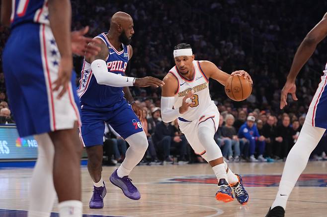 뉴욕 닉스 대 필라델피아 세븐티식서스의 NBA 개막전 경기 모습. 사진=AP PHOTO