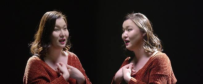에디는 성확정수술을 받기 위해 타이행을 감행한다. 그리고 수술 후 다이레이션(질 확장 처치)까지 모든 과정을 공개한다. 시네마달 제공