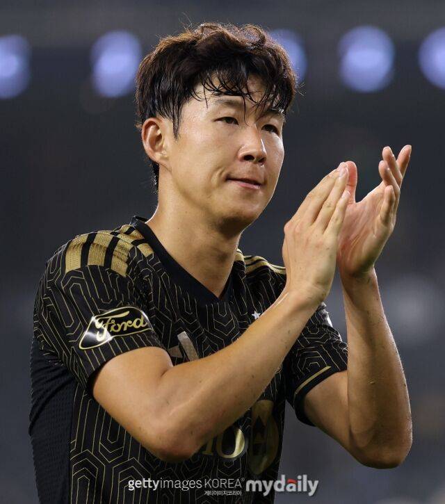 손흥민(LAFC)이 26일 오전 10시(이하 한국시간) 미국 캘리포니아주의 BMO 스타디움에서 펼쳐진 LA갤럭시와의 ‘2026 미국 메이저리그사커(MLS)’ 정규리그에서 풀타임을 소화했다. LAFC는 2-2로 무승부를 거뒀다./게티이미지코리아