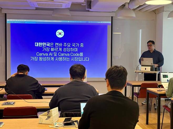 캔바는 27일 서울 중구 위워크 서울스퀘어에서 기자간담회를 열고 국내 시장 성과와 사업 전략을 발표했다./캔바