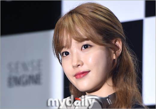 ▲ 아이유 '똘망똘망 인형 같은 눈'