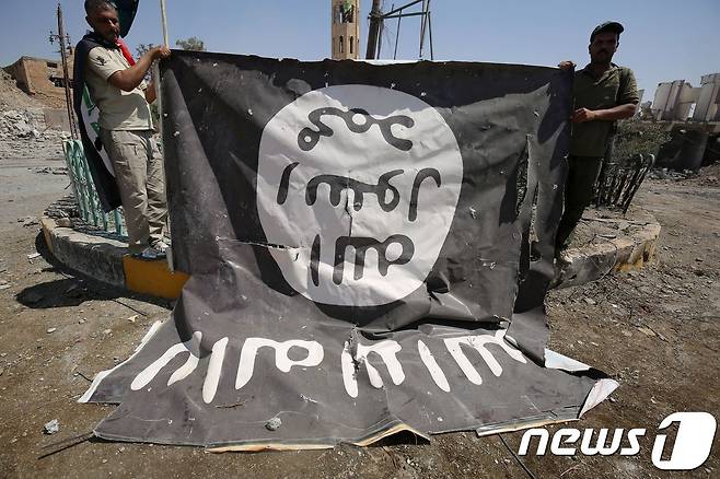 수니파 급진 무장단체 '이슬람국가'(IS)의 깃발. © AFP=뉴스1