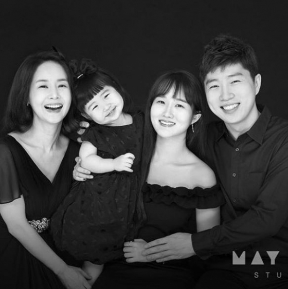 김가연-임요환 가족 사진 /사진=김가연 인스타그램