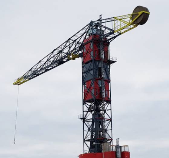 암스테르담 아이강변 NDSM에 있는 파랄다 크란 호텔. 조선소에서 쓰던 크레인을 개조해 호텔 객실로 만들었다.