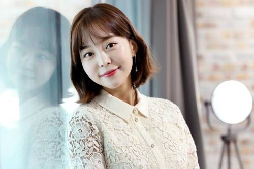 배우 김가은 (서울=연합뉴스) 진연수 기자 = 최근 종영한 tvN 드라마 '이번 생은 처음이라'에 출연한 배우 김가은이 서울 종로구 수송동 연합뉴스 사옥에서 인터뷰에 앞서 포즈를 취하고 있다. 2017.12.14