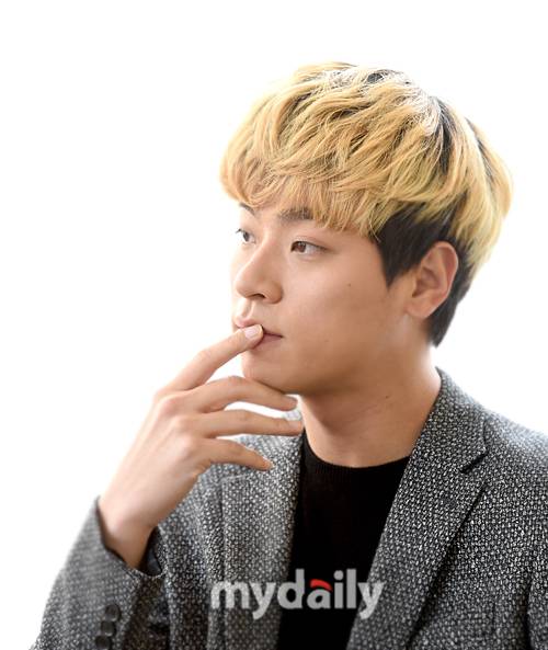 ▲ 박정민 '샛노란 헤어스타일'