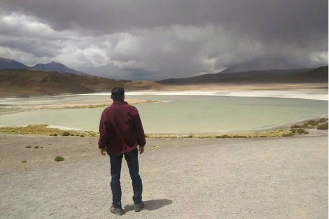 우유니 소금사막에서 만날 수 있는 소금 호수(사진=여행꾼 제공)