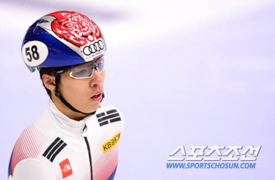 황대헌.