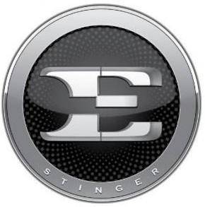 스팅어에 부착된 독자 엠블럼.