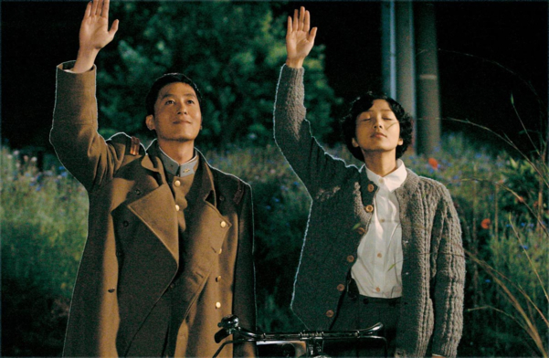 영화 ‘청연'의 한 장면. 이 영화에 출연했던 김주혁과 장진영, 모두 하늘로 떠났다.