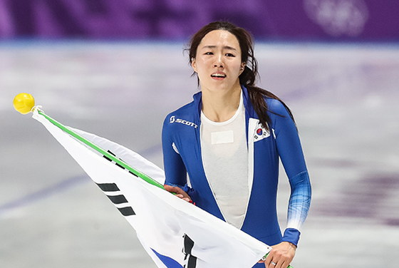 지난 18일 여자 스피드 스케이팅 500m에서 은메달을 따며 큰 감동을 안겨준 이상화 선수. [뉴스1]