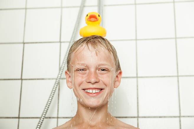 전문가들은 매일하는 샤워가 오히려 질병 감염의 위험성을 증가시킬 수 있다고 경고했다.