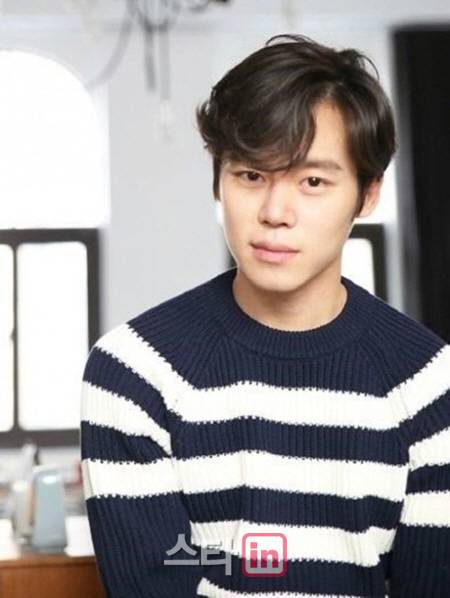 배우 한주완이 대마초 흡연 혐의로 집행유예 선고를 받은 후 자숙 중이다. (사진=스타하우스)