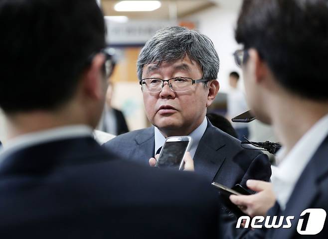 이명박 전 대통령 측 변호인단의 강훈 변호사  © News1