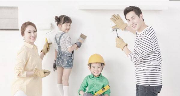 가족의 라이프 스타일과 향별 아파트 특징을 잘 파악하면 굳이 남향집을 고집할 필요가 없다. /클립아트코리아