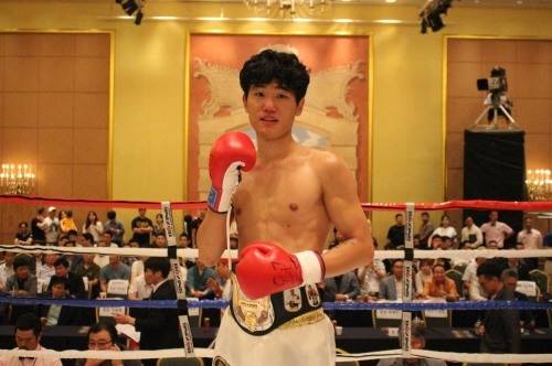 복싱M 한국 라이트급 챔피언 권오곤은 일본의 강타자 아리오카 고스케와 맞붙는다.