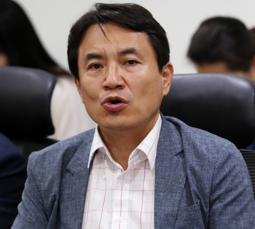자유한국당 김진태 의원