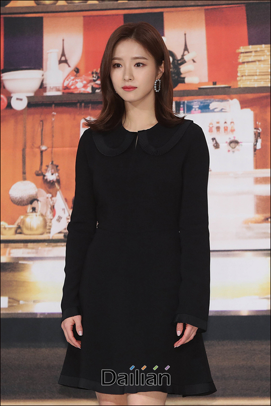 올리브 채널 '국경없는 포차'에 출연하는 배우 신세경이 촬영 중 일어났던 몰카 논란에 대한 입장을 밝혔다.ⓒ데일리안 홍금표 기자