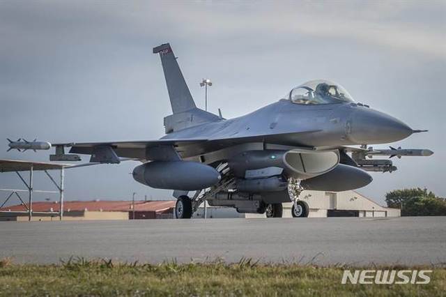 대만 공군은 미국제 최신예 개량형 전투기 F-16V 72대의 도입을 적극 추진하고 있다(미국 공군 홈페이지 캡처)