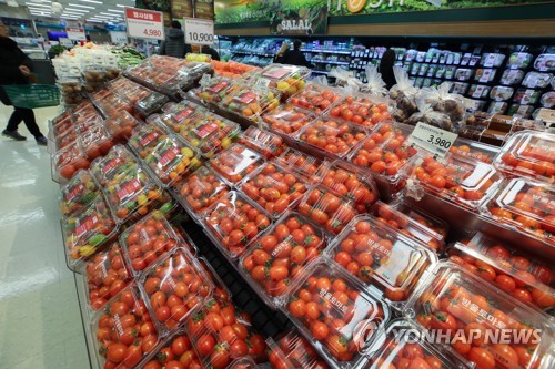 서울 시내 마트 토마토 판매대 [연합뉴스 자료사진]