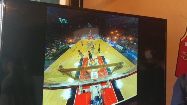 KT 기가라이브TV 농구 중계 미러링 화면