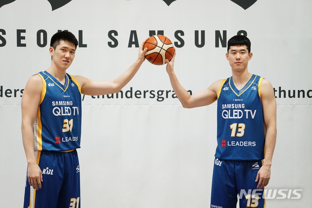 김준일(왼쪽)과 임동섭, 서울 삼성