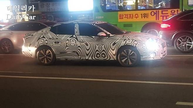 닛산 알티마 시험주행차량 (제공: 데일리카 독자 권성수님)