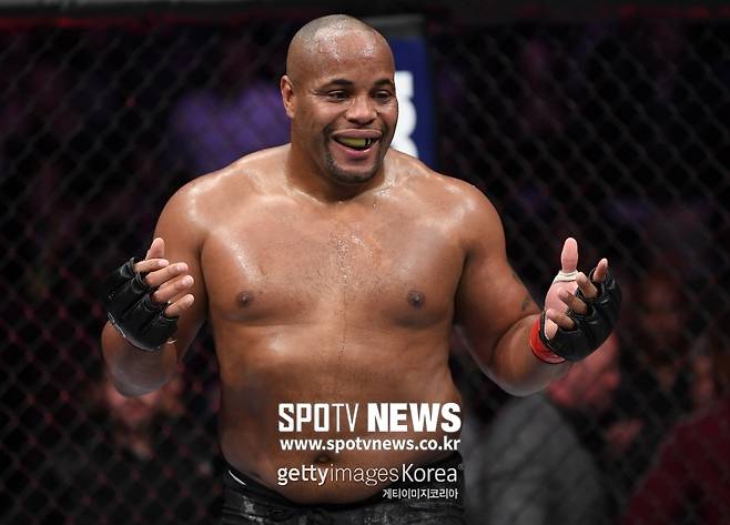 ▲ 다니엘 코미어(사진)가 자신이 은퇴하면 차기 헤비급 챔피언으로 케인 벨라스케즈를 지목했다.