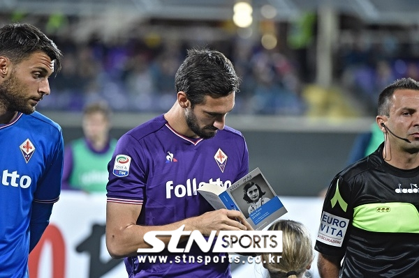 故 다비데 아스토리(사진 중앙)