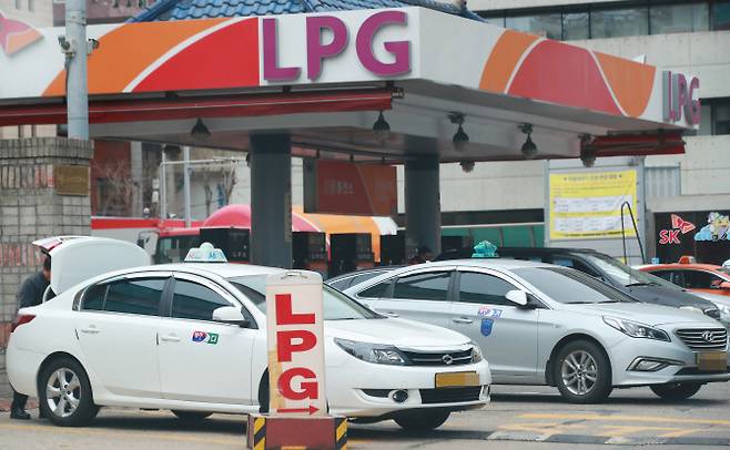 서울 시내의 한 LPG 차량 충전소 모습. 연합뉴스 제공