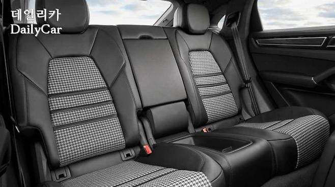 포르쉐, 카이엔 쿠페 (출처 포르쉐)