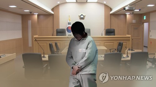 ‘친모 살해 의뢰' 딸 재판…어머니 "내 탓" 선처 호소 (CG) [연합뉴스TV 제공]
