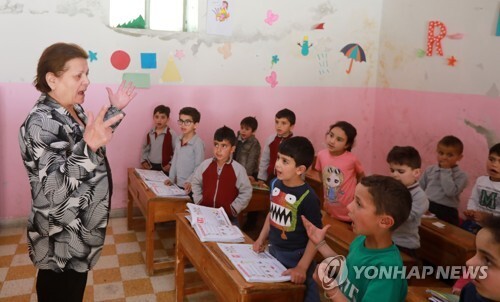 시리아 말룰라의 아람어 교사 "후임자가 없어 은퇴 못 해요" [AFP=연합뉴스]