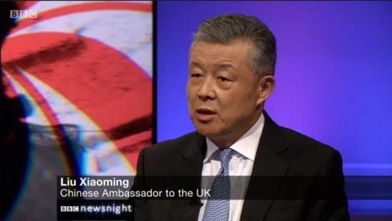 류샤오밍 주영 중국대사가 BBC와의 인터뷰에 출연해 "홍콩 정부가 중국 중앙정부의 지시로 '범죄인 인도법'을 추진한 건 사실이 아니다"라고 말하고 있다. [중국 환구망 캡처]