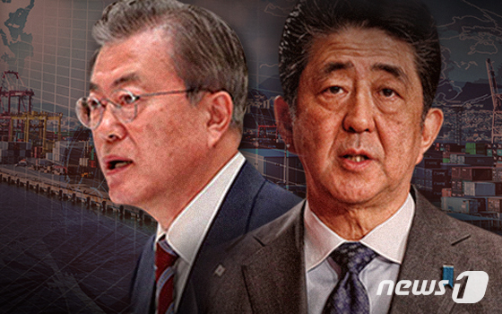 문재인 대통령과 아베 총리(그래픽=이은현 디자이너)© News1