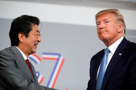 아베 신조 일본 총리(왼쪽) 도널드 트럼프 미국 대통령. /사진=로이터